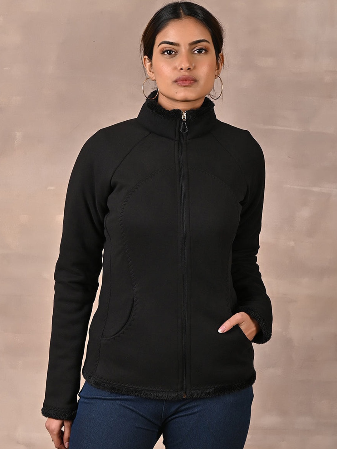 

Lakshita Women Plus Size Outdoor Sporty Jacket, Black