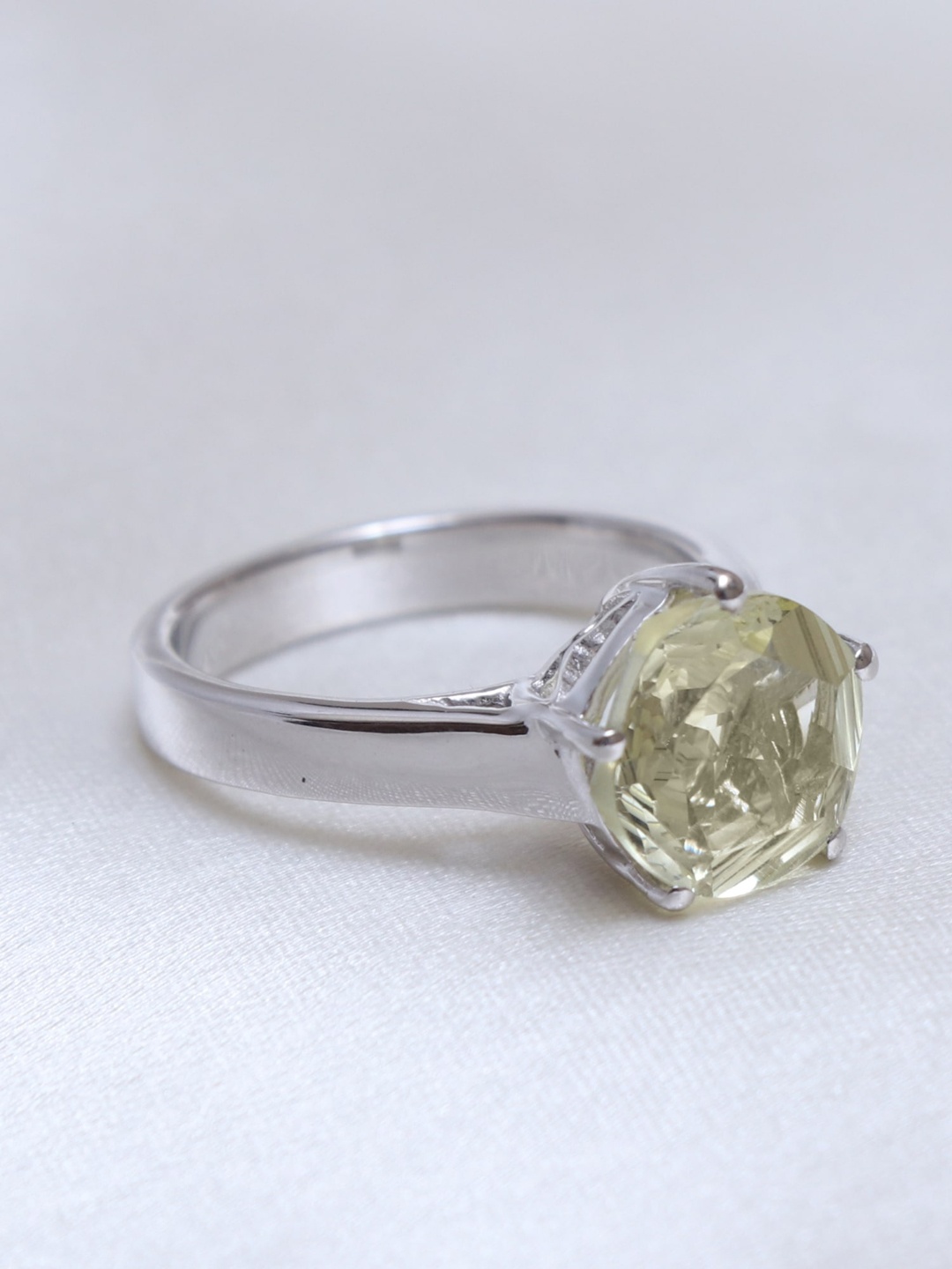 

HIFLYER JEWELS 925 Sterlin Silver Quartz Finger Ring, Green