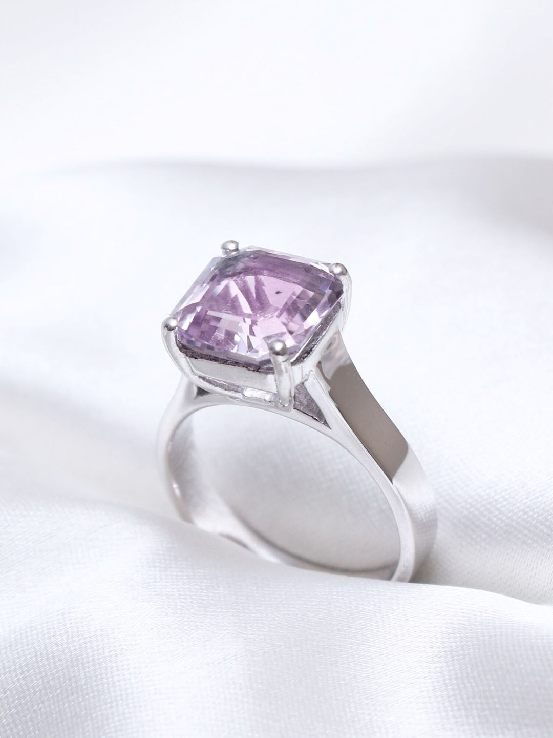 

HIFLYER JEWELS 925 Sterling Silver Amethyst Stone-Studded Finger Ring, Pink