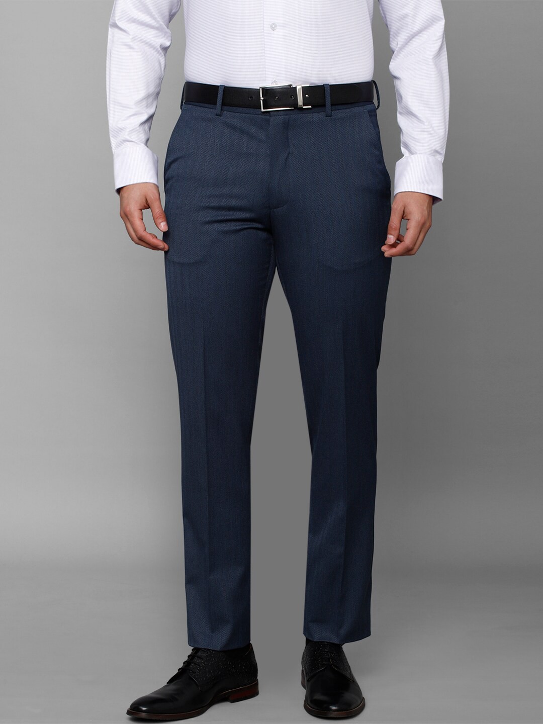 

Louis Philippe Men Slim Fit Formal Trousers, Navy blue