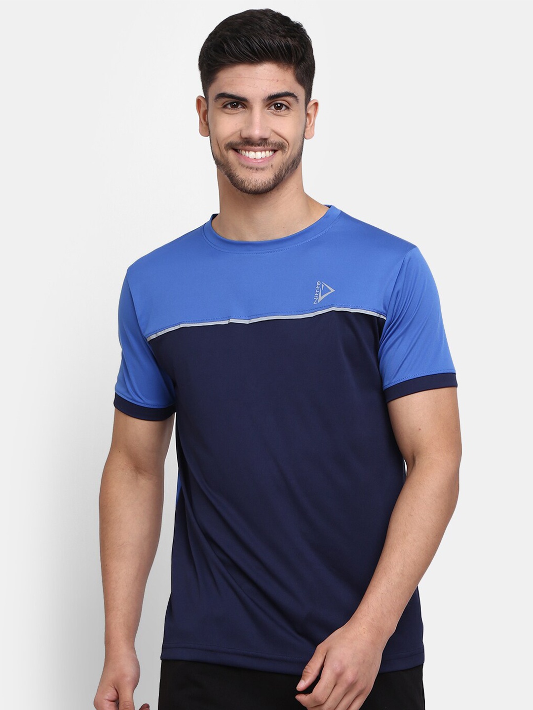 

V-Mart Men Colourblocked Round Neck Short Sleeve T-shirt, Navy blue