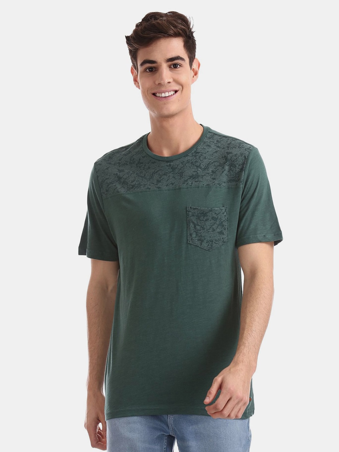 

V-Mart Men Abstract Printed Cotton T-shirt, Green