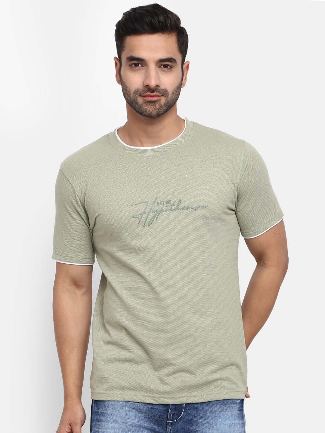 

V-Mart Men Green Round Neck Cotton T-shirt