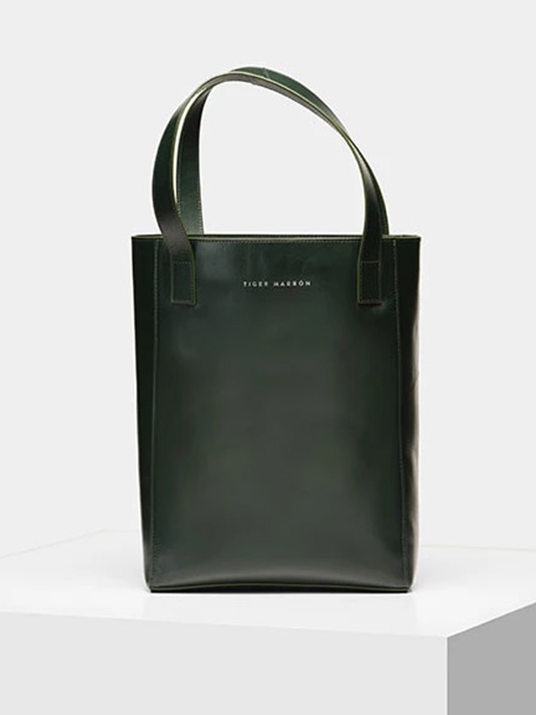 

TIGER MARRON Leather Structured Handheld Bag, Olive