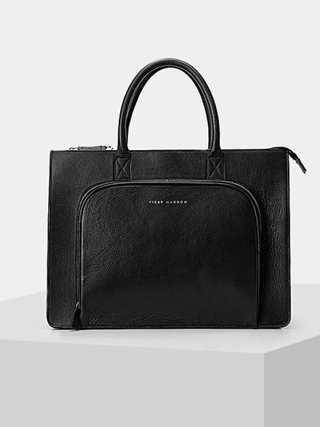 

TIGER MARRON Leather Handheld Bag, Black
