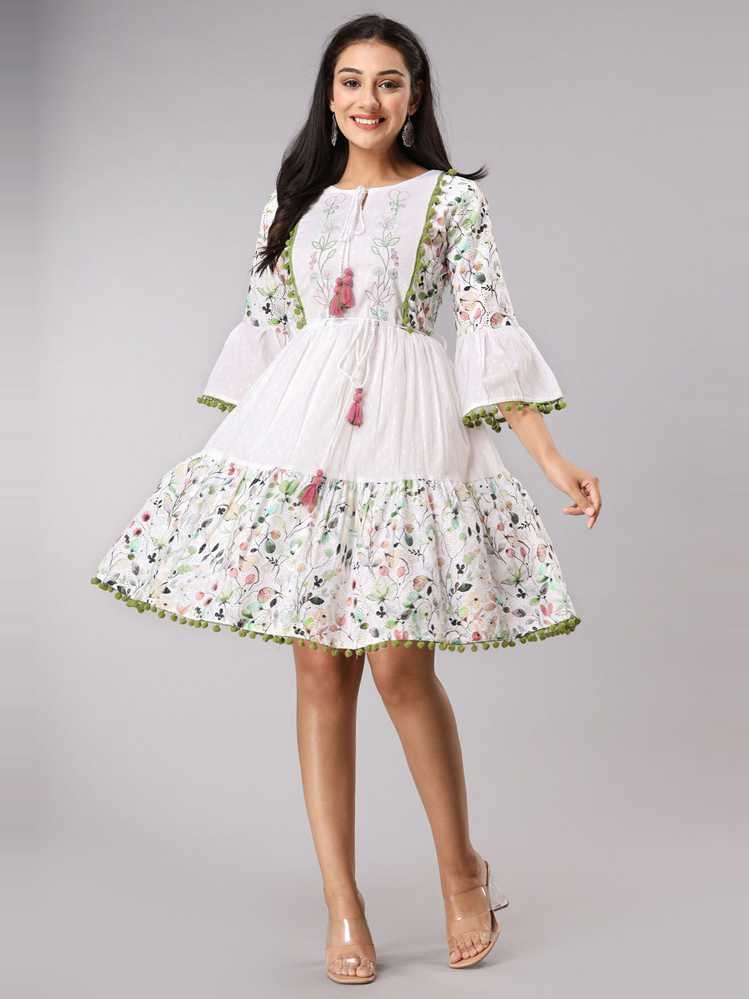 

FASHION DWAR Floral Tie-Up Neck Pure Cotton Dress, Green