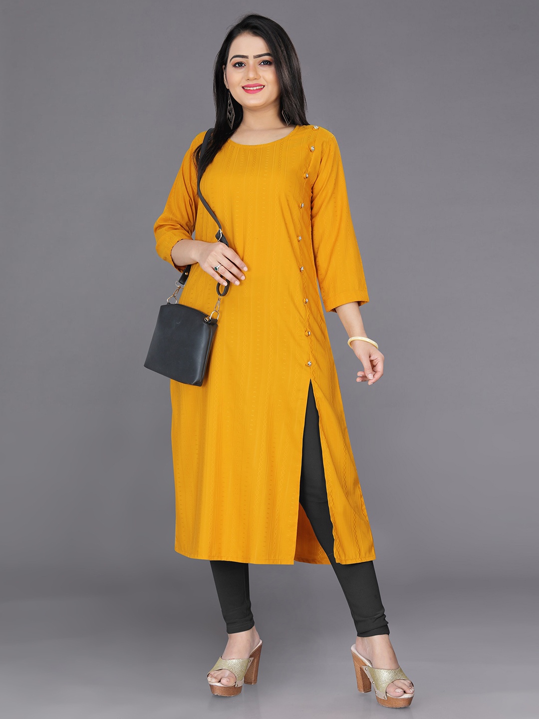 

Indian Fashionista Women Geometric Pure Cotton Kurta, Mustard