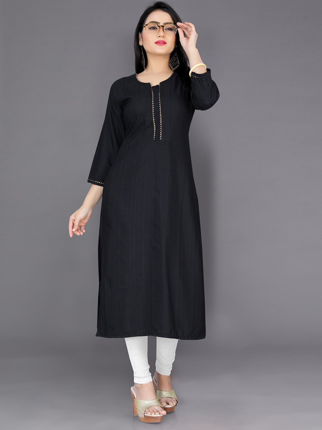 

Indian Fashionista Women Round Neck Gotta Patti Pure Cotton Straight Kurta, Black