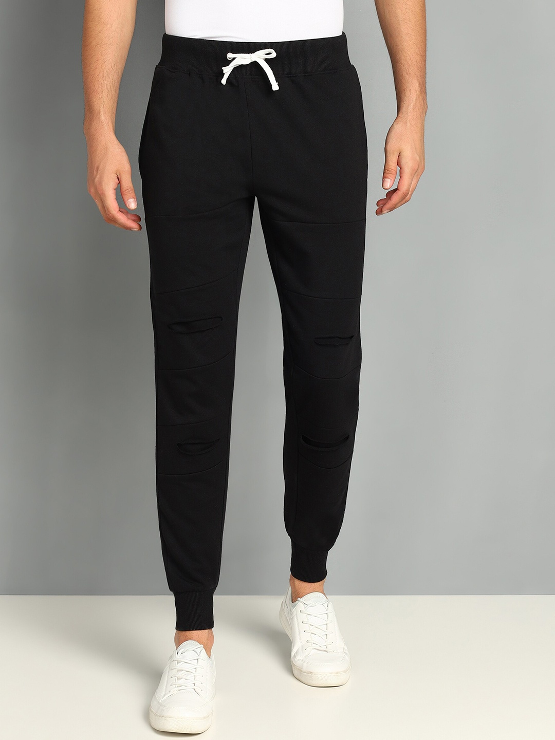 

SHARKTRIBE Men Mid-Rise Jogger, Black