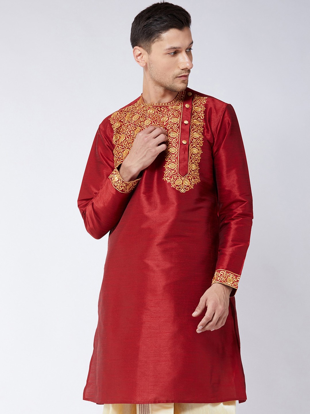 

VASTRAMAY Men Ethnic Motifs Yoke Design Kurta, Maroon