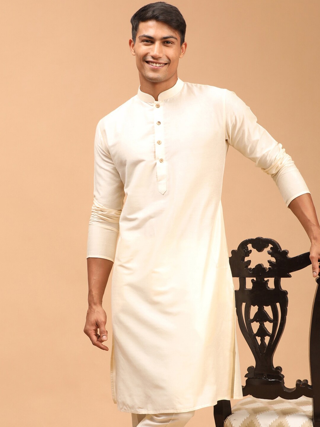 

VASTRAMAY Men Straight Kurta, Cream