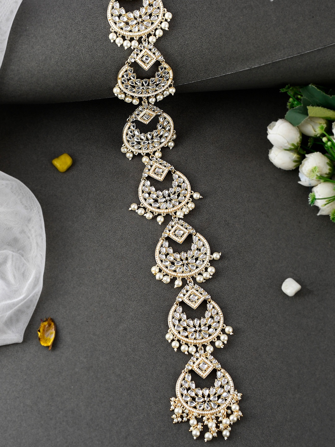 

Shoshaa Women Gold-Plated Embellished Hair Accessory
