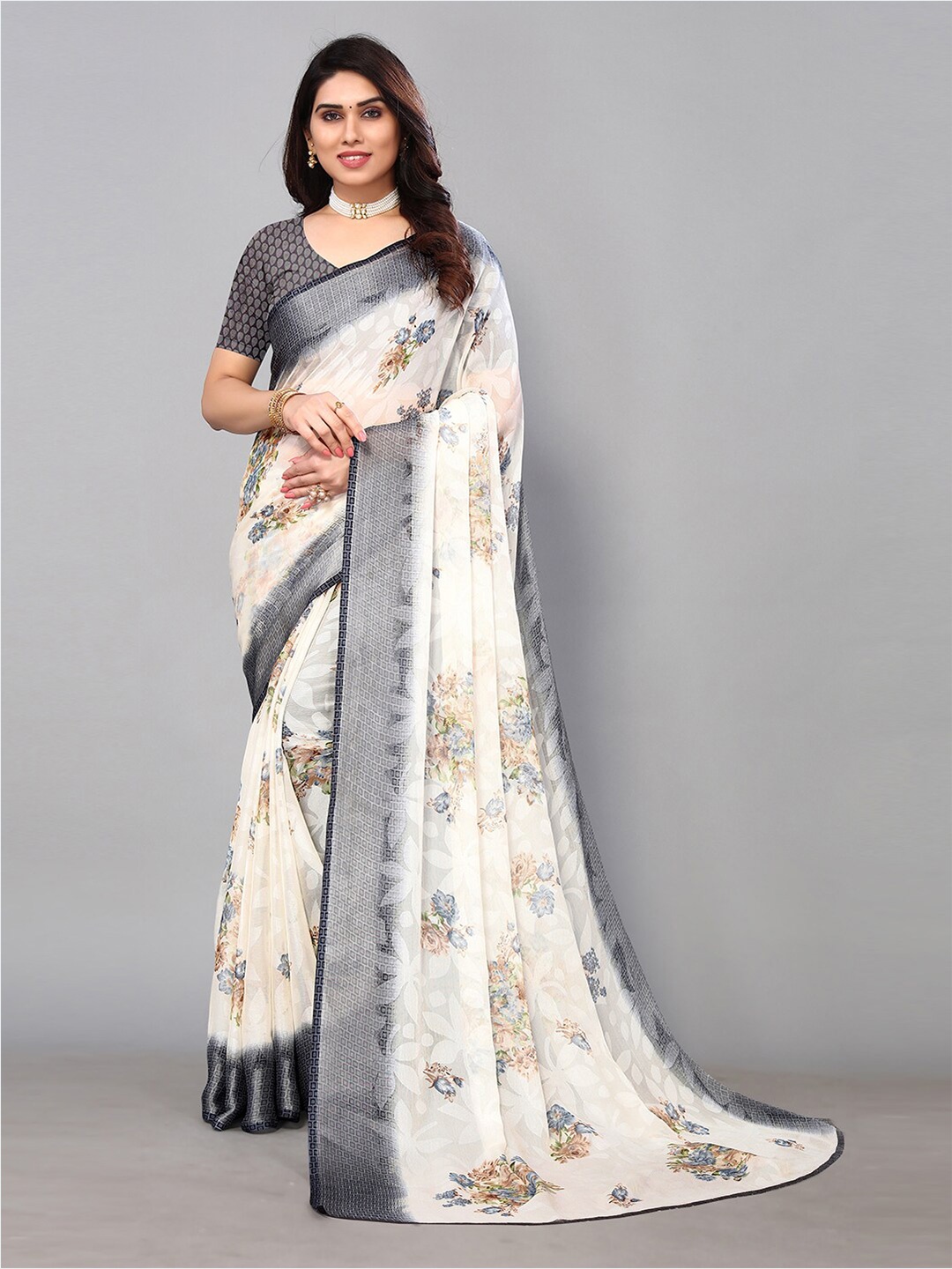 

KALINI Floral Saree, Off white