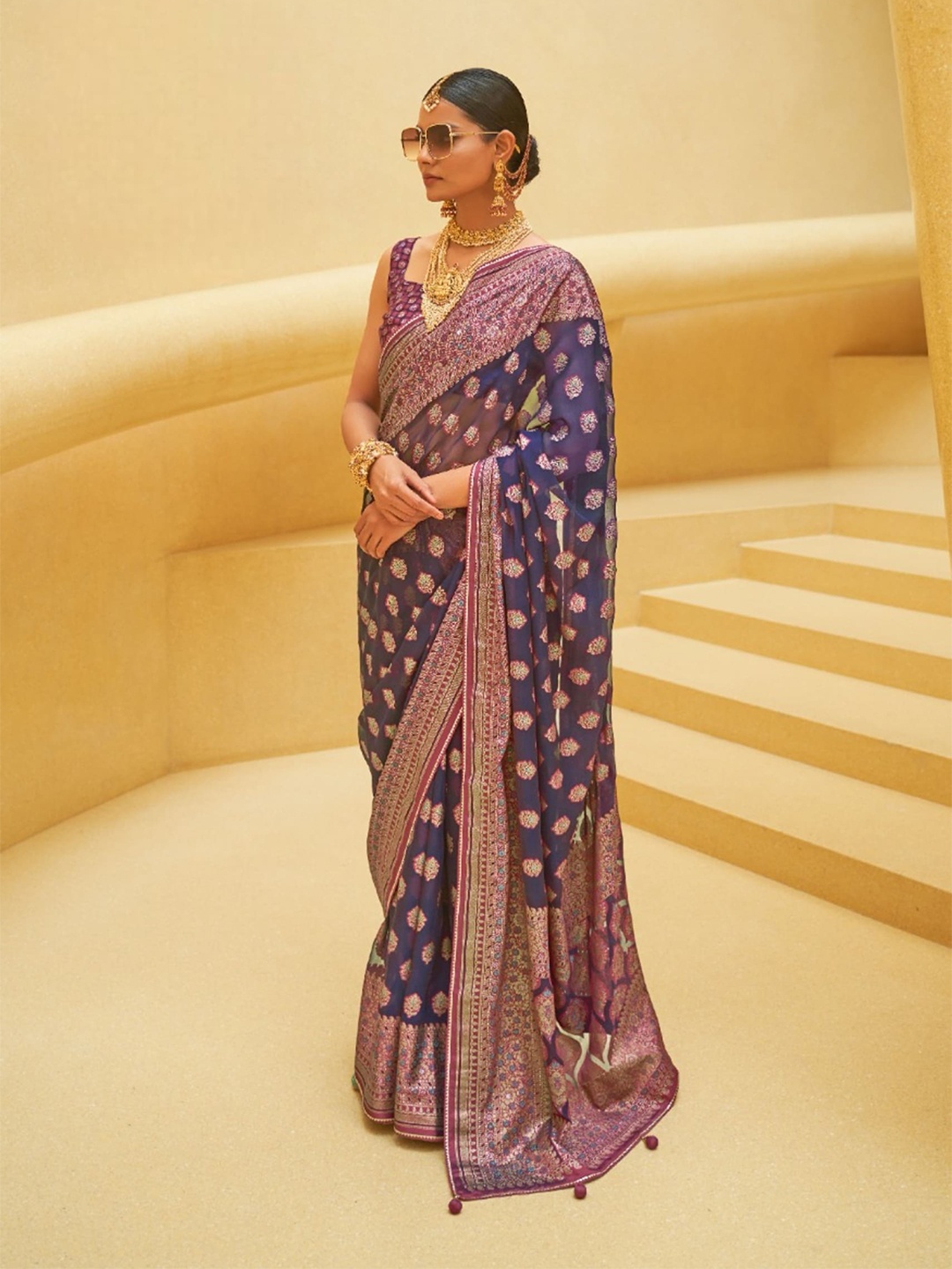 

Mitera Woven Design Zari Banarasi Saree, Navy blue