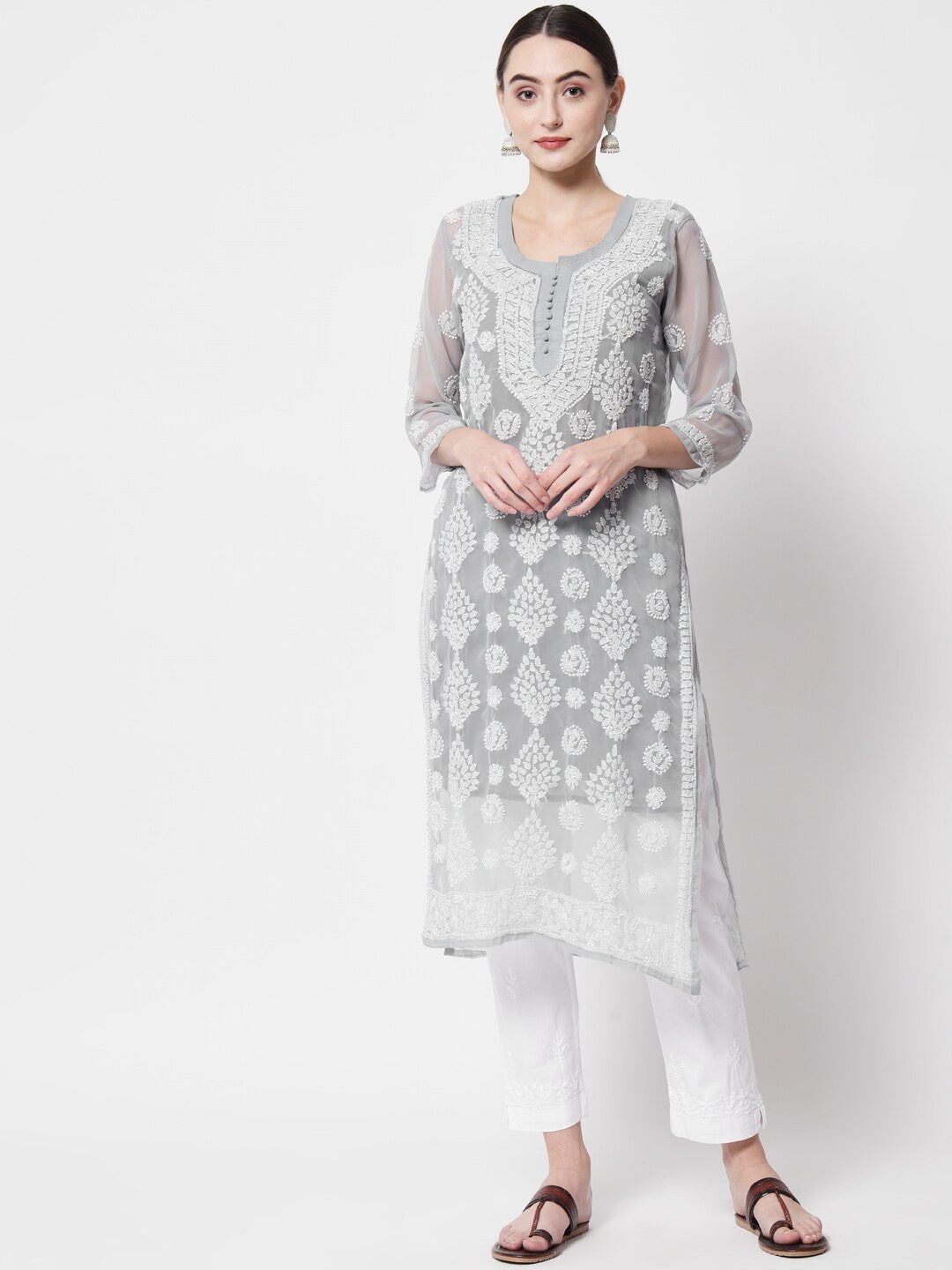 

PARAMOUNT CHIKAN Women Ethnic Motifs Embroidered Chikankari Kurta with Trousers, Grey