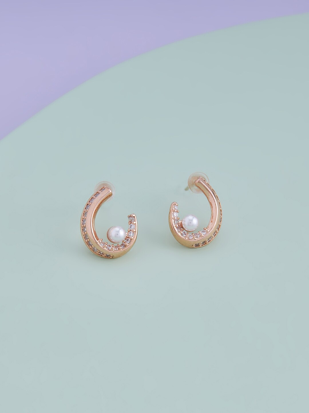 

Kushal's Fashion Jewellery Women Gold-Plated Contemporary Studs Earrings, White