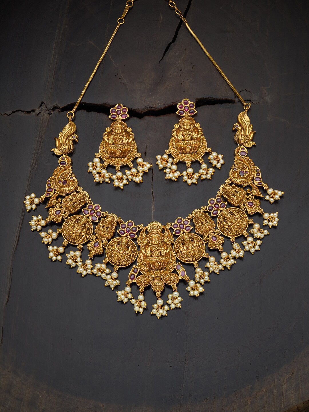 

Kushal's Fashion Jewellery Gold-Plated Stone Studded & Beaded Jewellery Set, Red