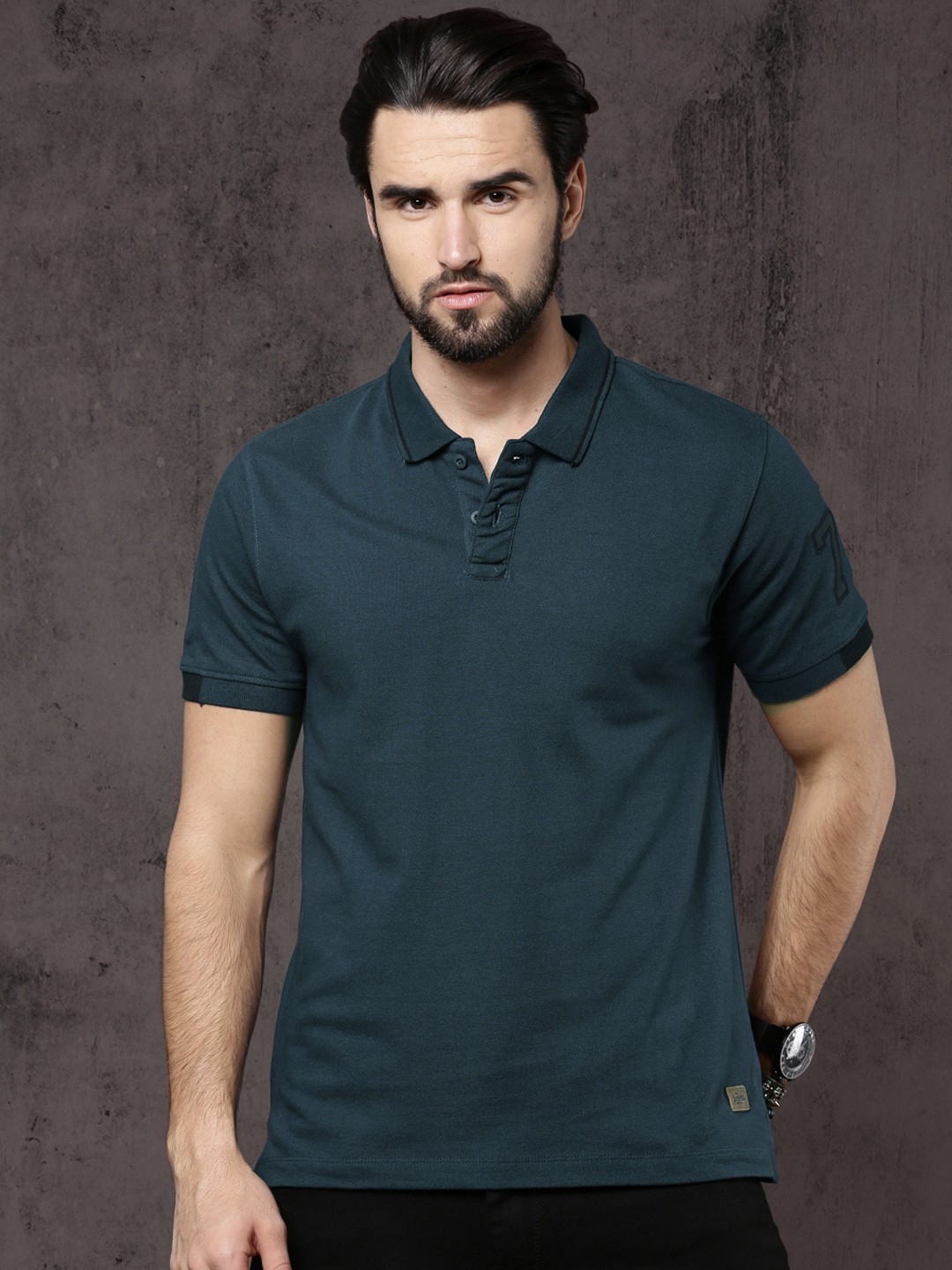 

Roadster Time Travlr Men Navy Blue Solid Polo Collar Pure Cotton T-shirt