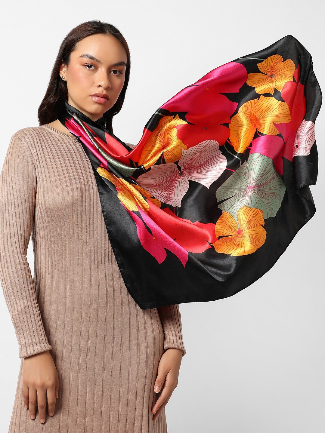 

HAUTE SAUCE by Campus Sutra Women Floral Printed Satin Scarves, Black