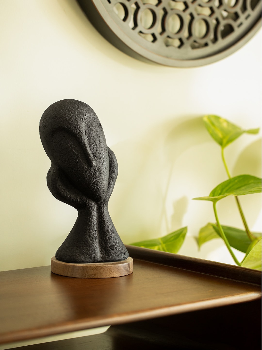 

ellementry Spellbound Black Face Ecomix Sculpture Showpiece