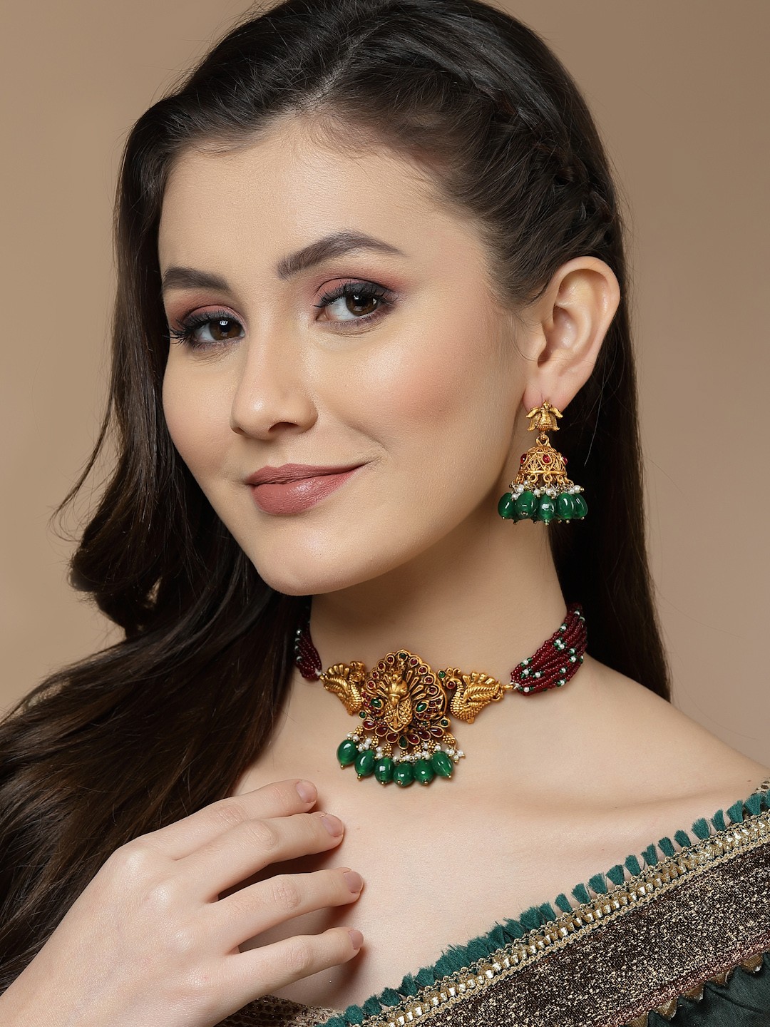 

DUGRISTYLE Gold-Plated Stone Studded & Beaded Jewellery Set, Green