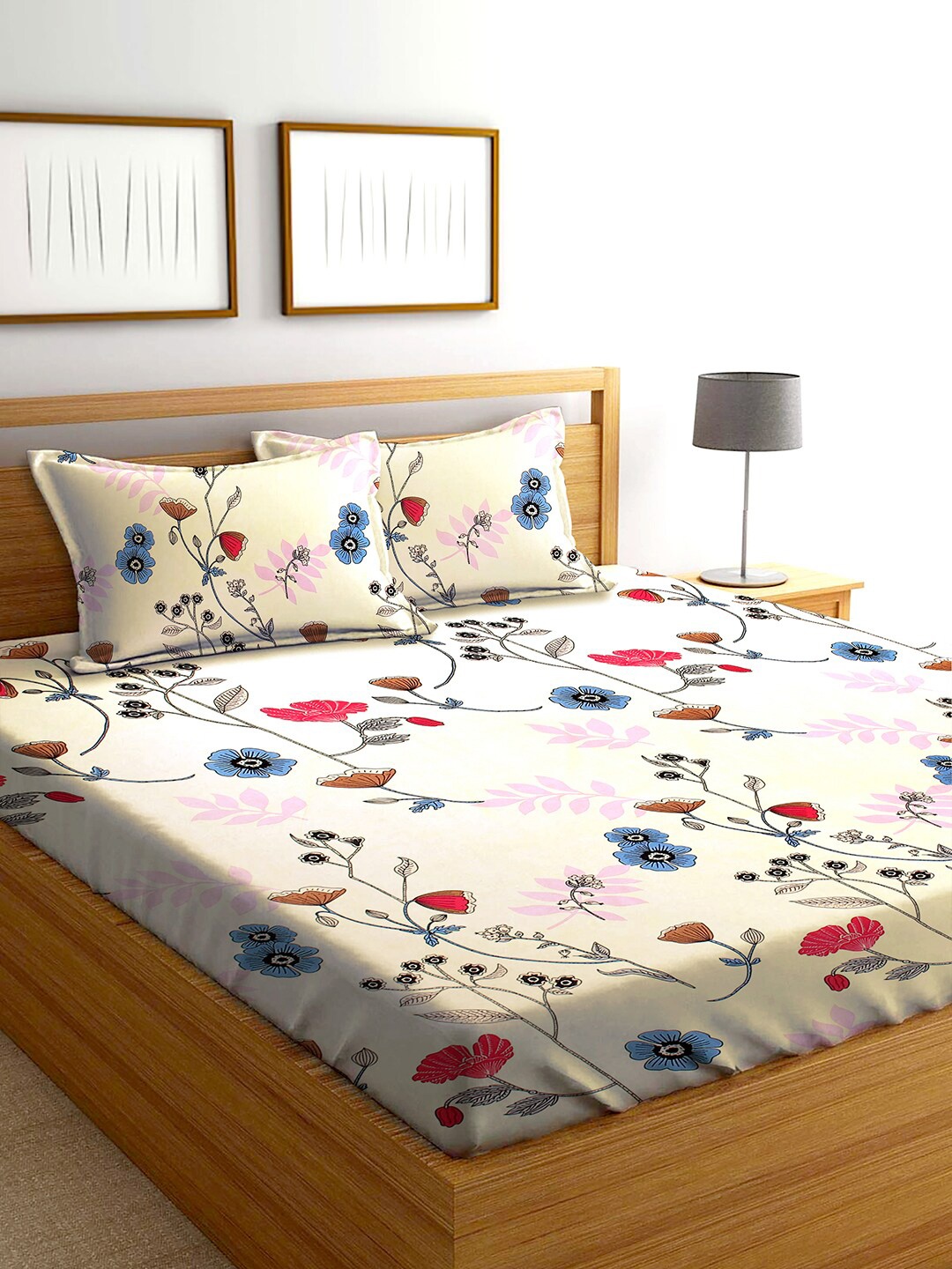 

AEROHAVEN Cream-Coloured Floral 210 TC Flat Cotton King Bedsheet with 2 Pillow Covers