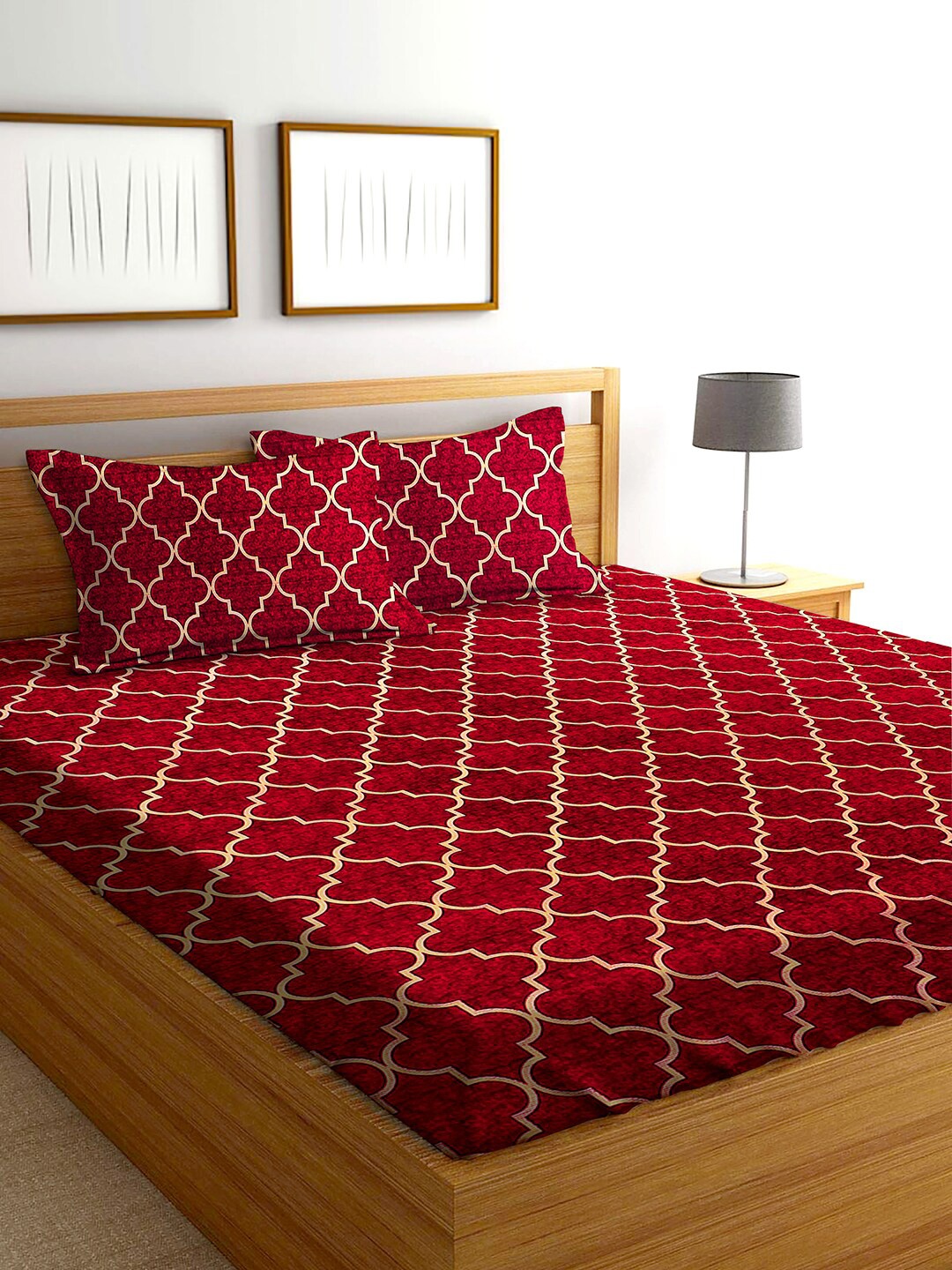 

AEROHAVEN Red & Beige 210 TC Flat Cotton King Bedsheet with 2 Pillow Covers