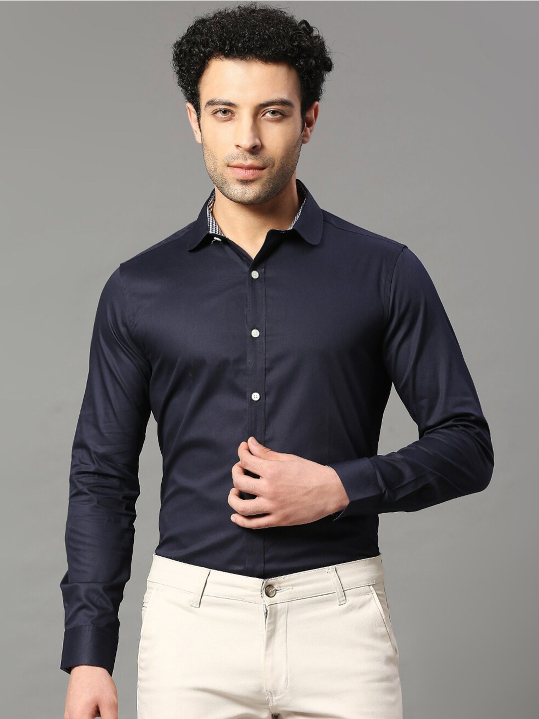 

INVICTUS Men Original Slim Fit Formal Cotton Shirt, Navy blue