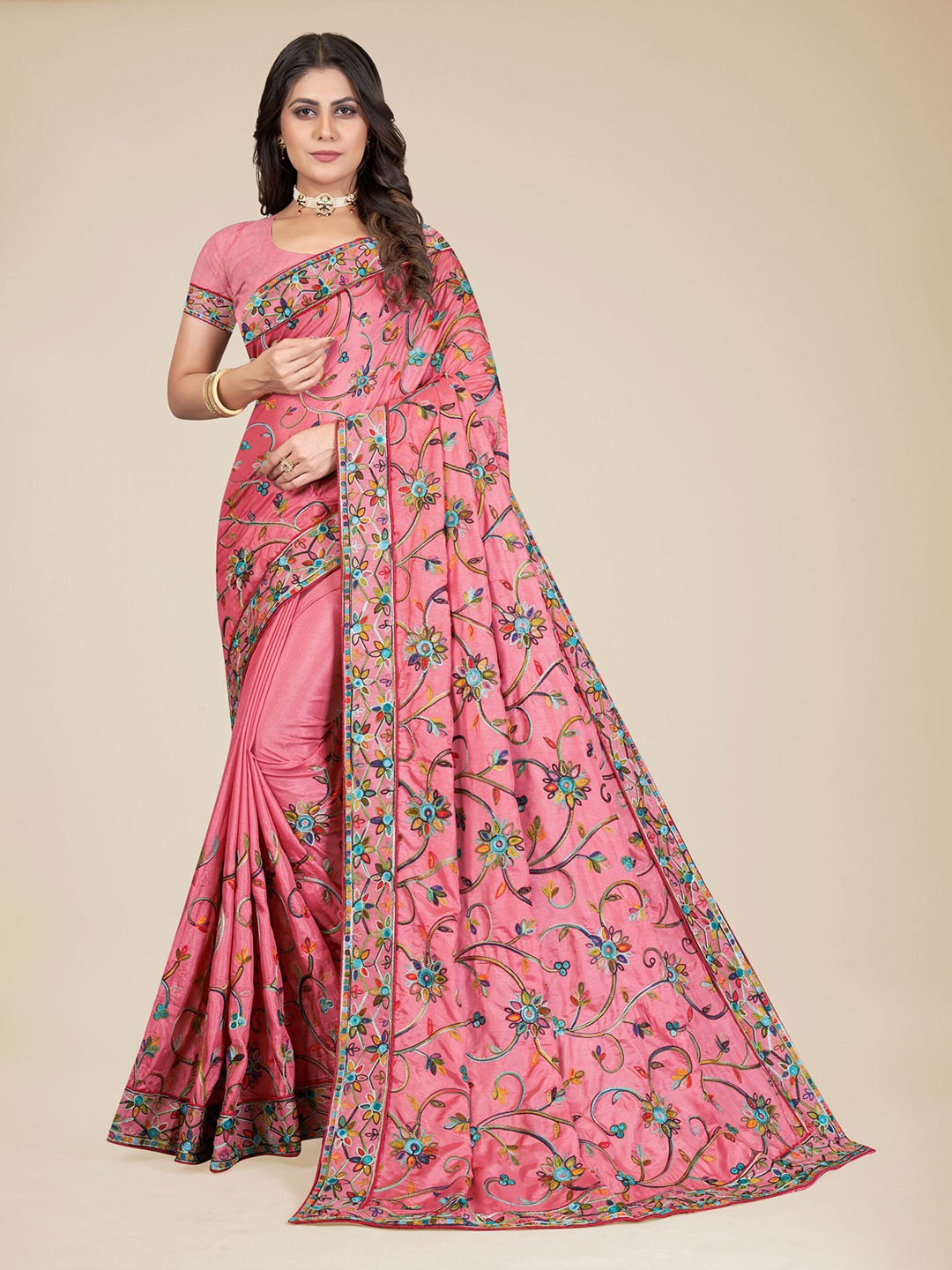 

VAIRAGEE Floral Embroidered Saree, Pink