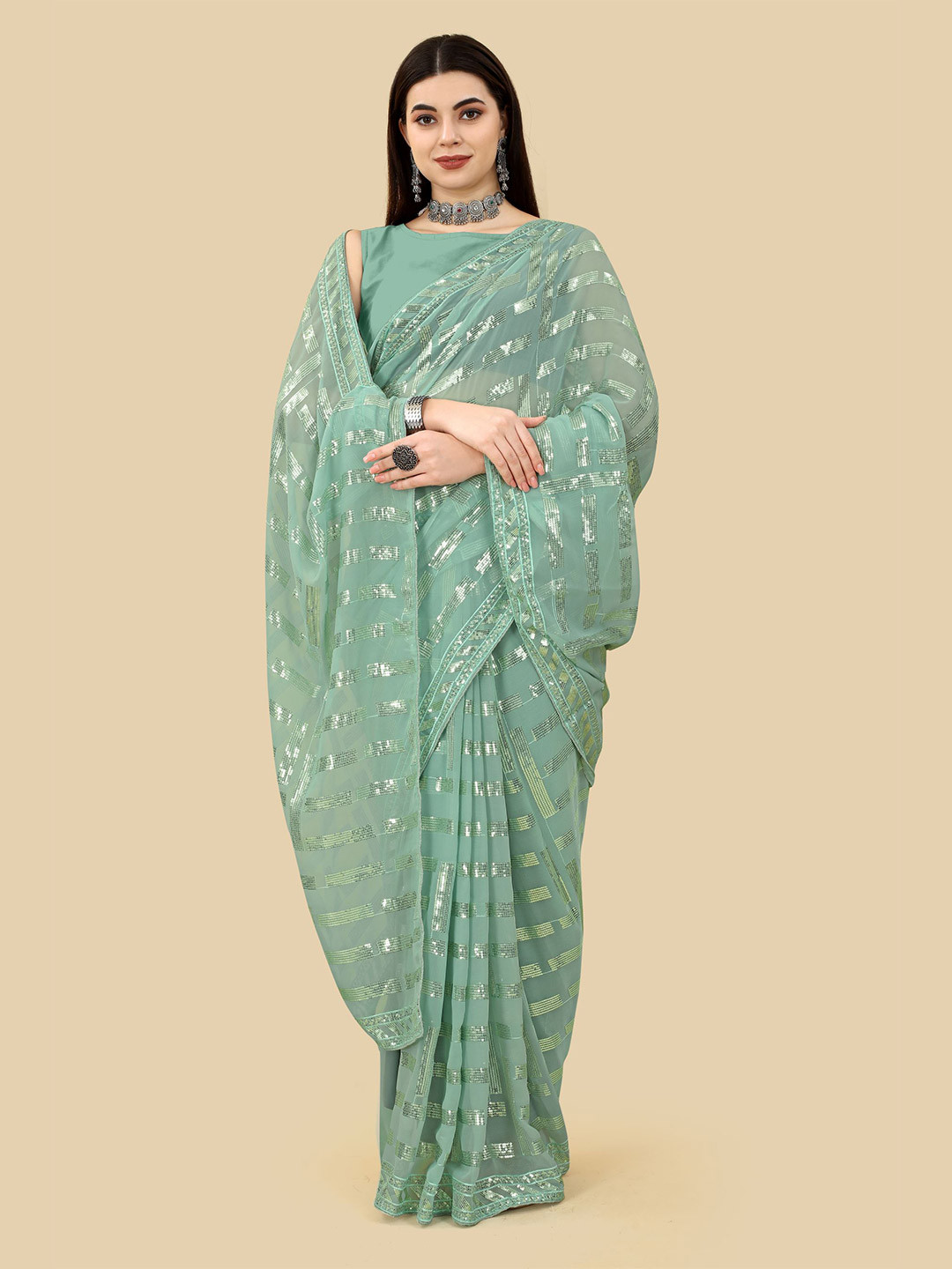 

VAIRAGEE Embellished Sequinned Saree, Sea green