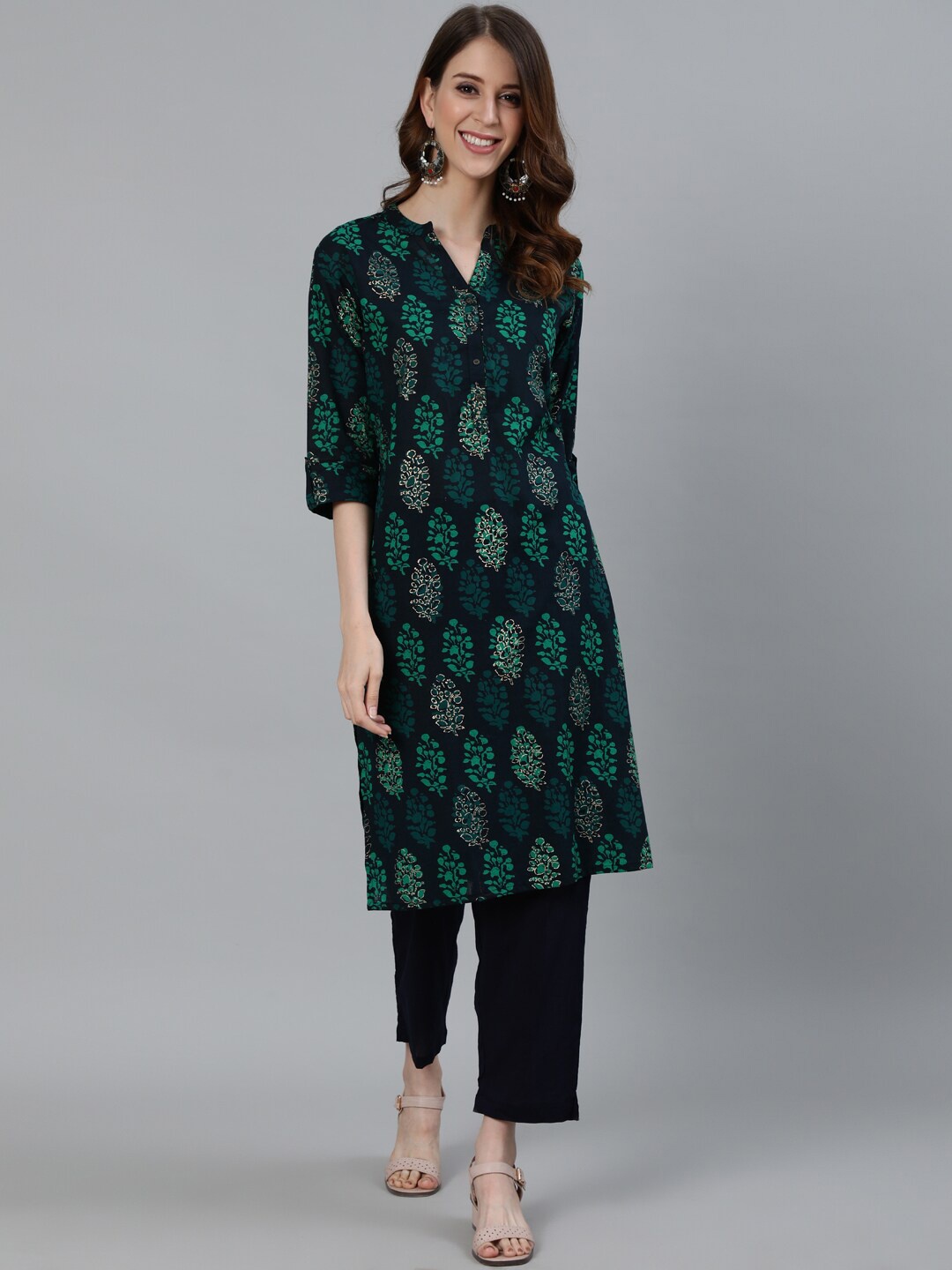 

Ishin Women Ethnic Motifs Printed Pure Cotton Kurta with Trousers, Navy blue