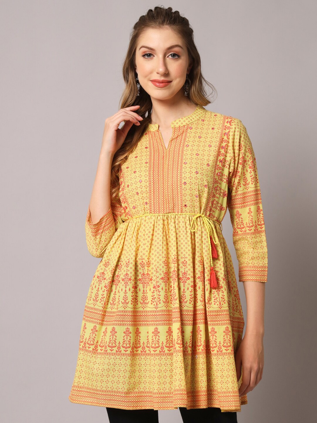 

PREKSHA Floral Printed Pure Cotton Kurti, Yellow