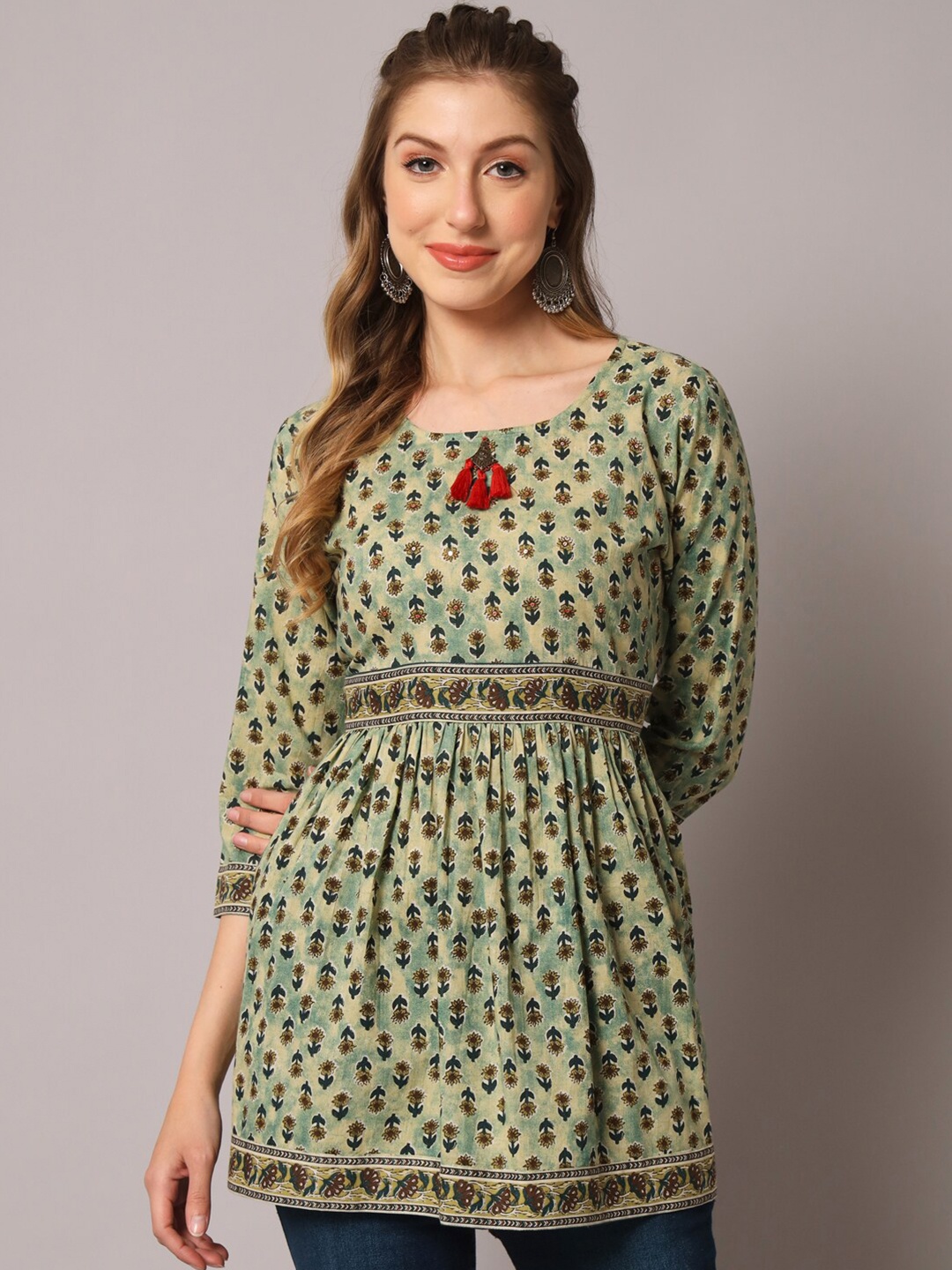 

PREKSHA Ethnic Printed Pure Cotton Kurti, Green