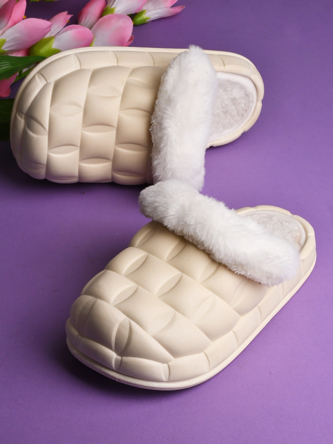 

Try Me Women Fur Room Slippers, Cream