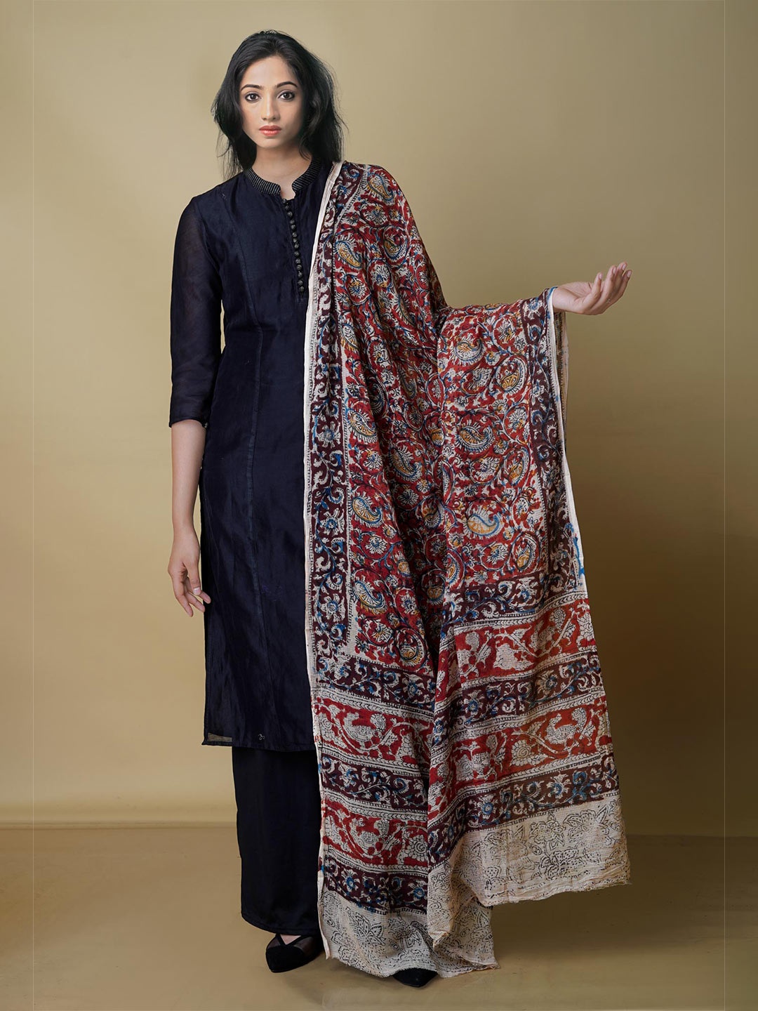 

Unnati Silks Ethnic Motifs Printed Pure Cotton Kalamkari Dupatta, Maroon