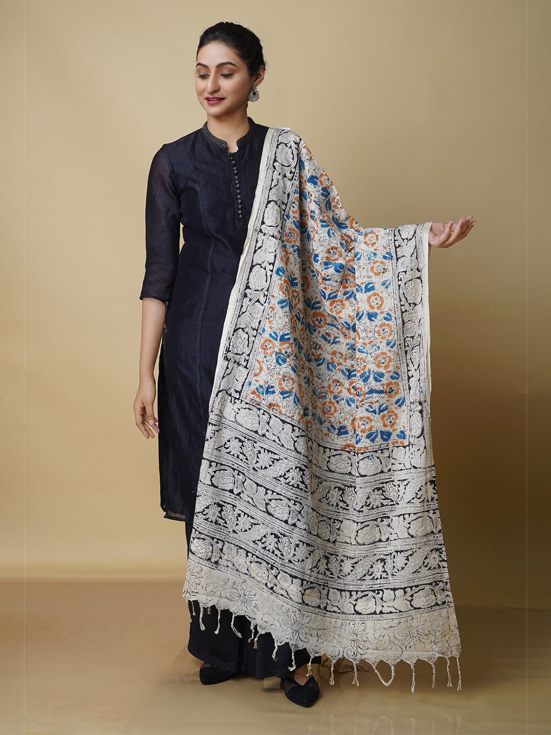 

Unnati Silks Printed Pure Cotton Kalamkari Dupatta, Off white