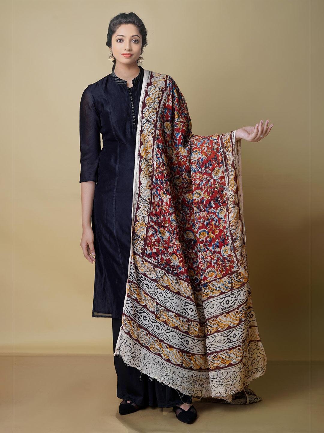 

Unnati Silks Ethnic Motifs Kalamkari Printed Pure Cotton Dupatta, Beige