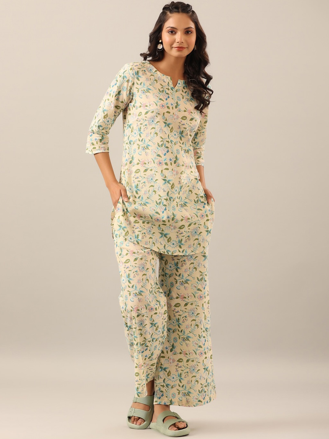 

JISORA Women 2 Pieces Floral Printed Pure Cotton Night Suit, Beige