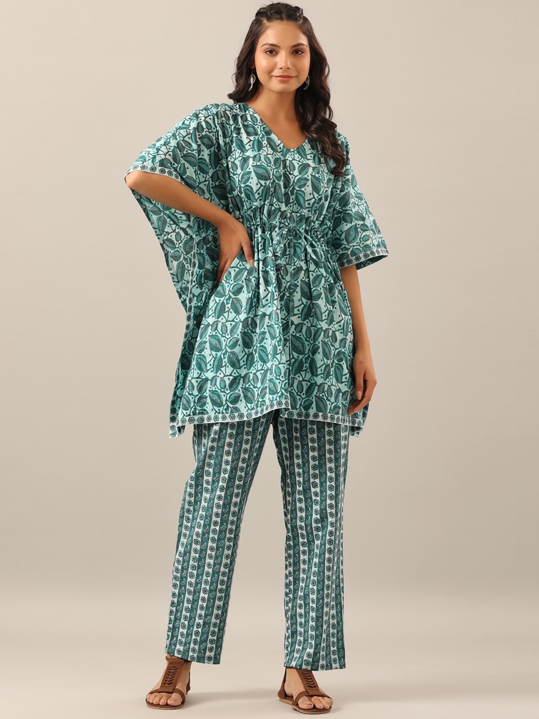 

JISORA Women 2 Pieces Floral Printed Pure Cotton Night Suit, Green