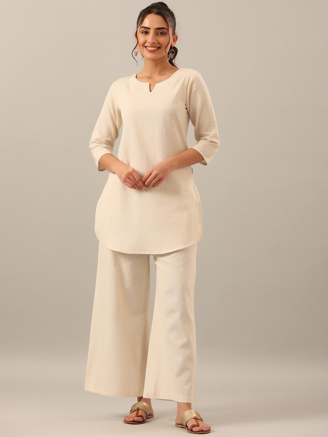 

JISORA Women Round Neck Pure Cotton Night suit, Cream