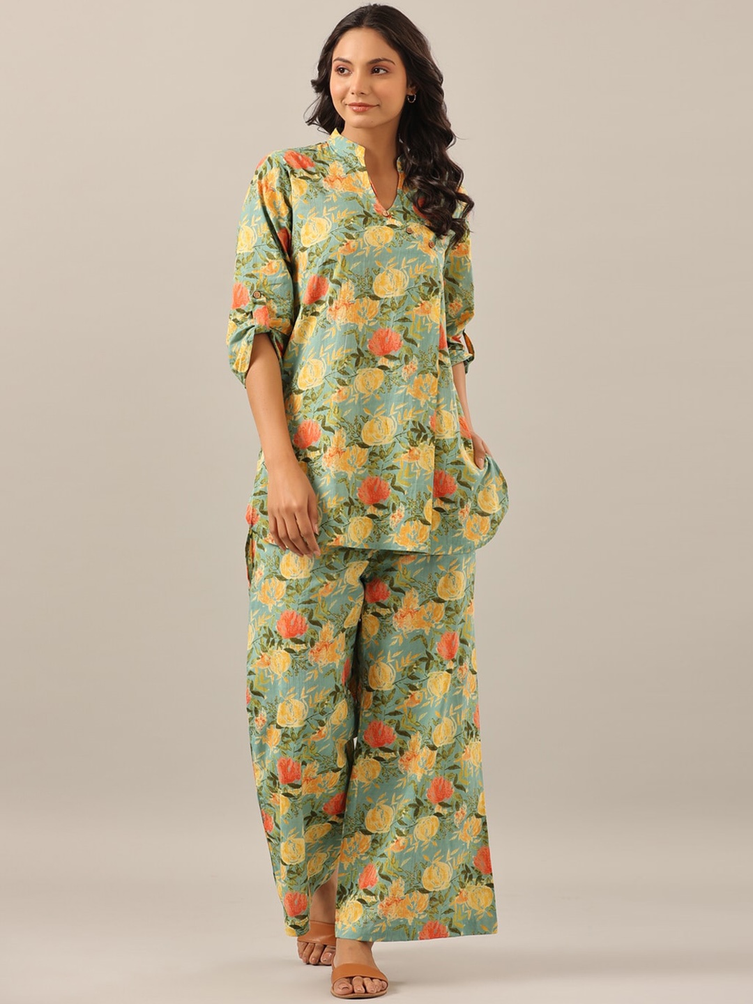 

JISORA Women Floral Printed Pure Cotton Night suit, Green