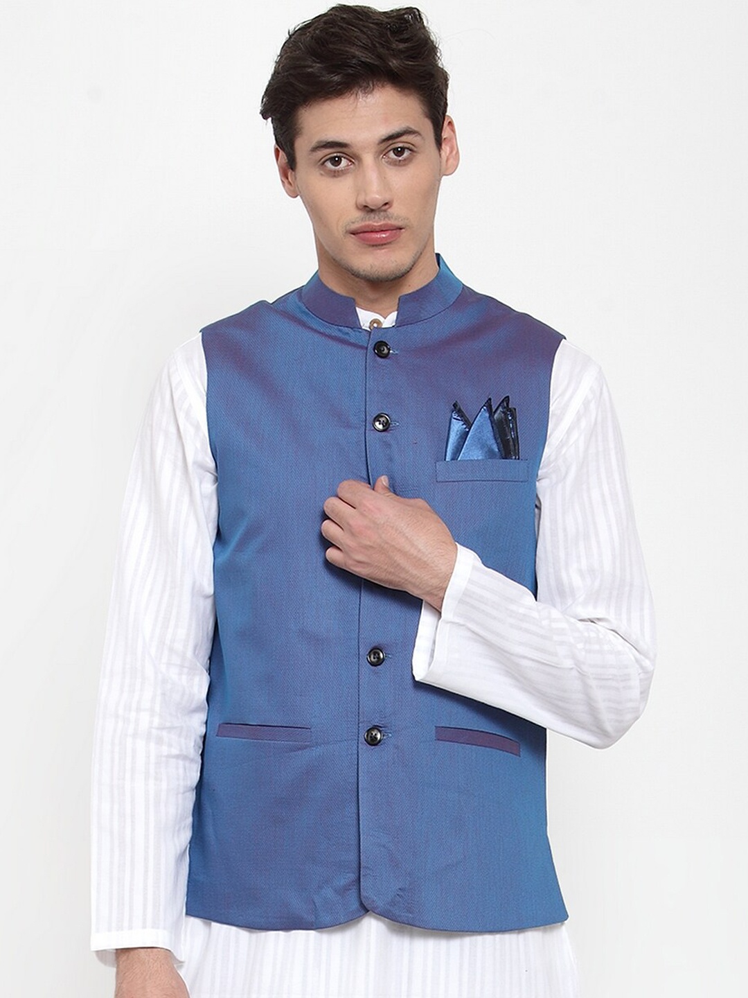 

NEUDIS Men Dupion Silk Mandarin Collar Nehru Jackets, Blue