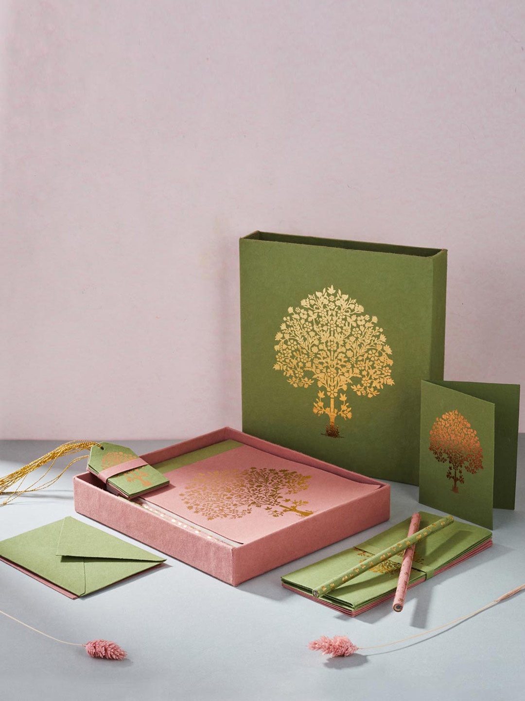 

Fabindia Printed Stationery Desk Gift Set, Green