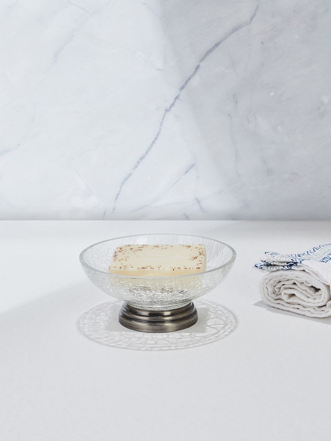 

Fabindia Nickel Transparent Glass Chandi Soap Dish