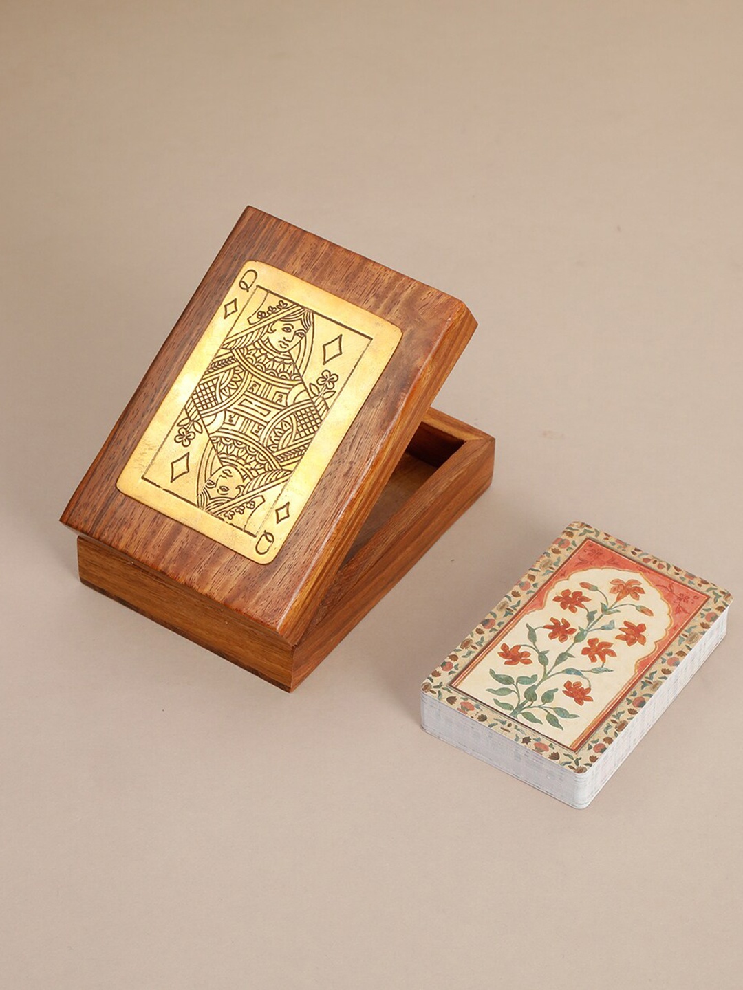 

Fabindia Vivaram Wooden Box Queen Playing Card Set, Brown