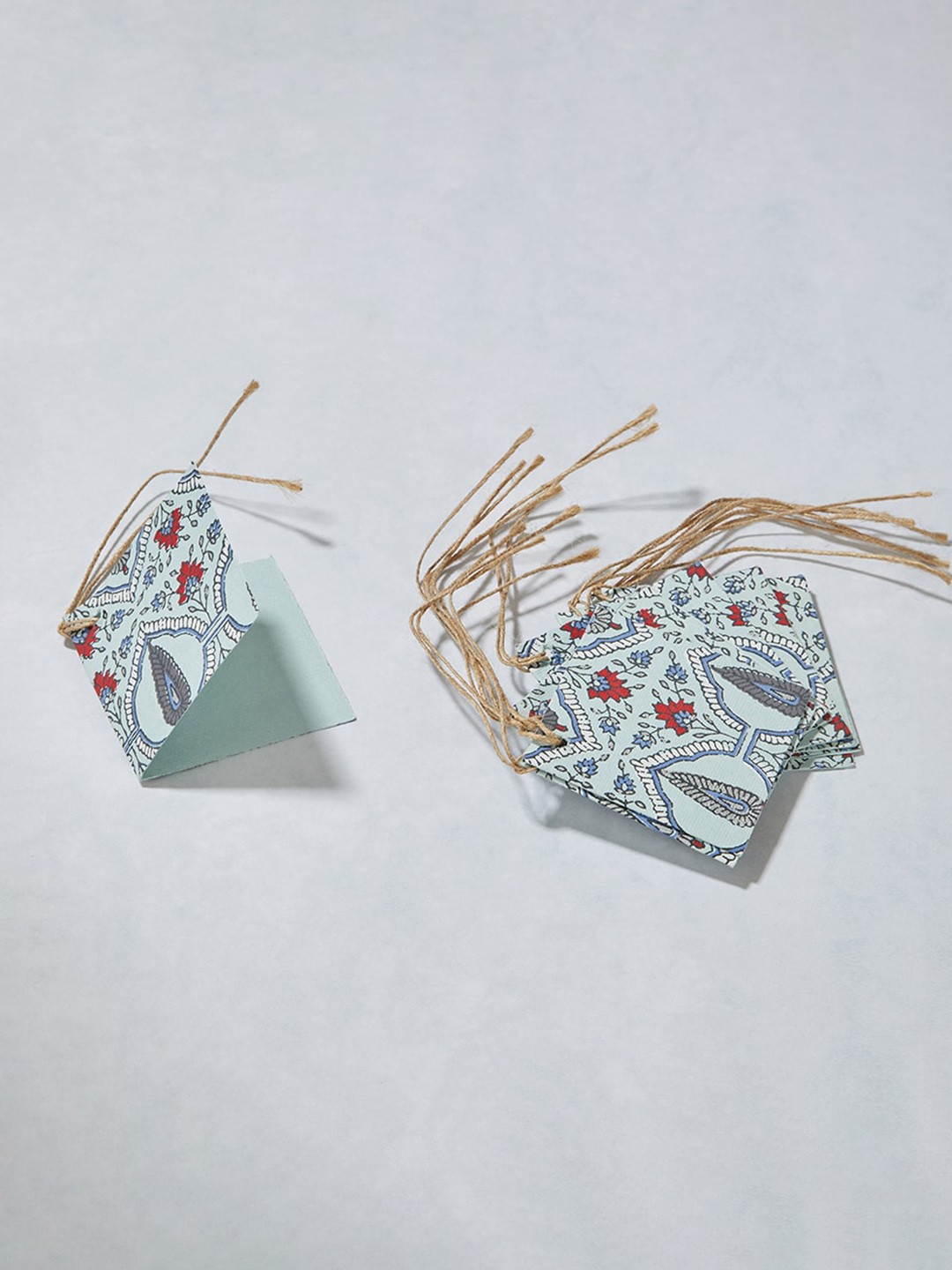 

Fabindia Advika Blue & Red 10 Pieces Printed Paper Gift Tags