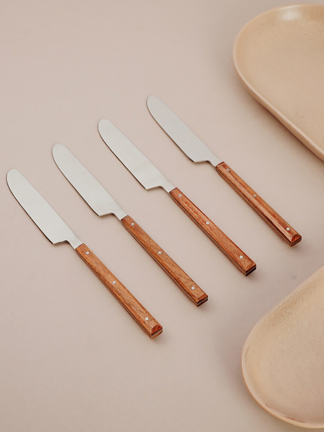 

Fabindia Natural Aakarik Set Of 4 Dinner Knife, Brown