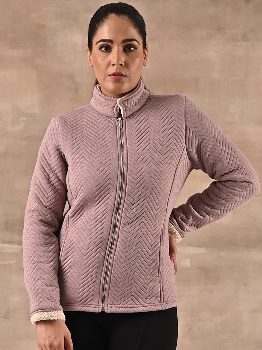 

Lakshita Women Quilted Jacket, Pink