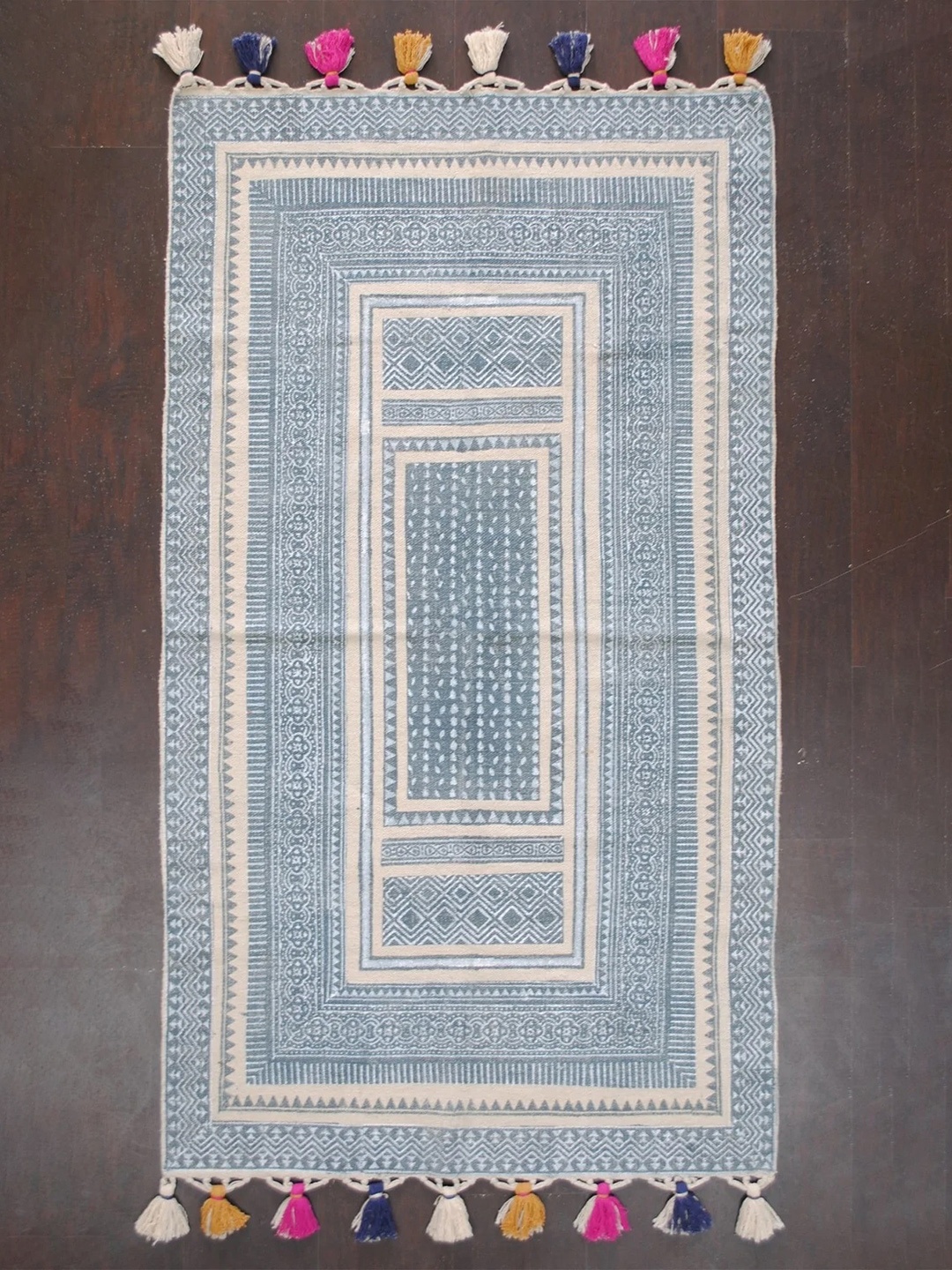 

Art Avenue Off-White & Blue Ethnic Motifs Printed Cotton Carpet