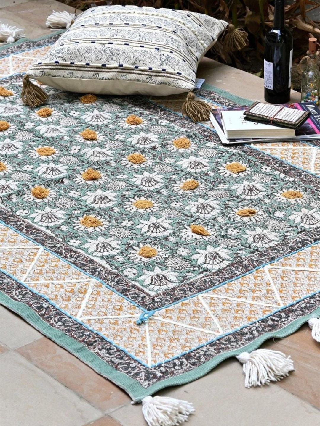 

Art Avenue Green & Beige Ethnic Motifs Printed Cotton Rectangular Carpet